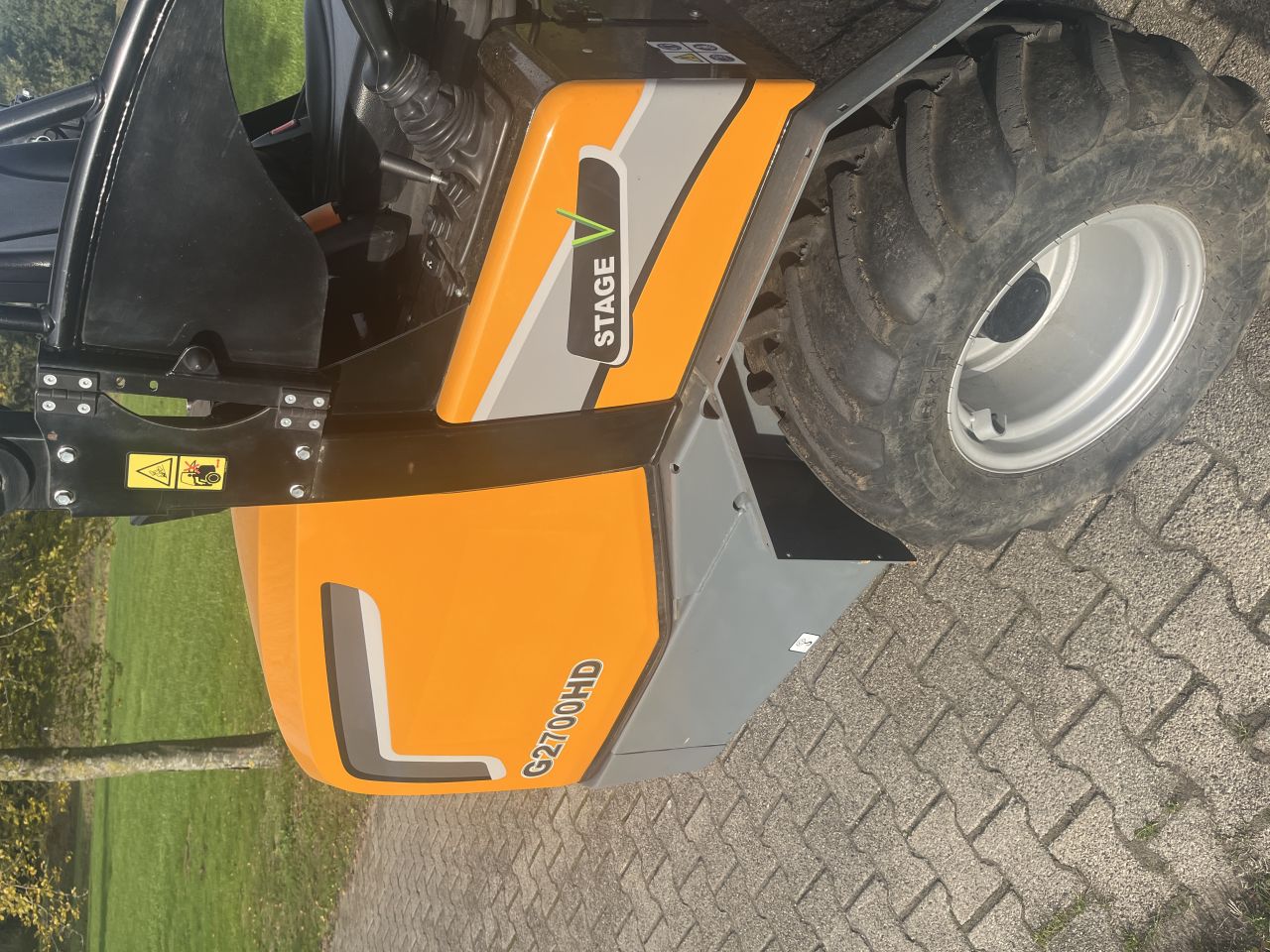Giant 2700 HD shovel - 2022 - 550 uur