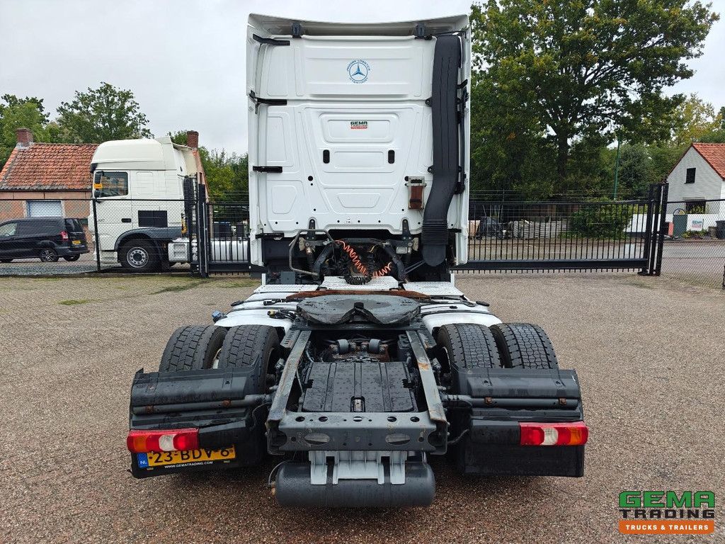 Mercedes-Benz Actros 1842 4x2 GigaSpace Euro6A - 13L Engine - Mega - Double Tank - NL truck