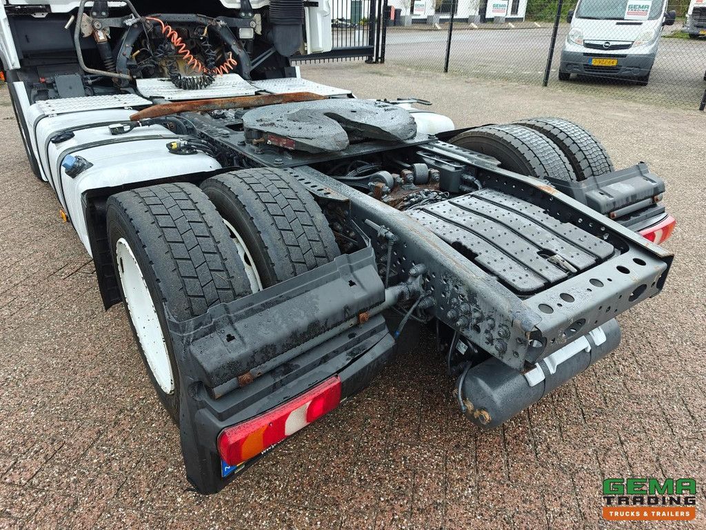 Mercedes-Benz Actros 1842 4x2 GigaSpace Euro6A - 13L Engine - Mega - Double Tank - NL truck