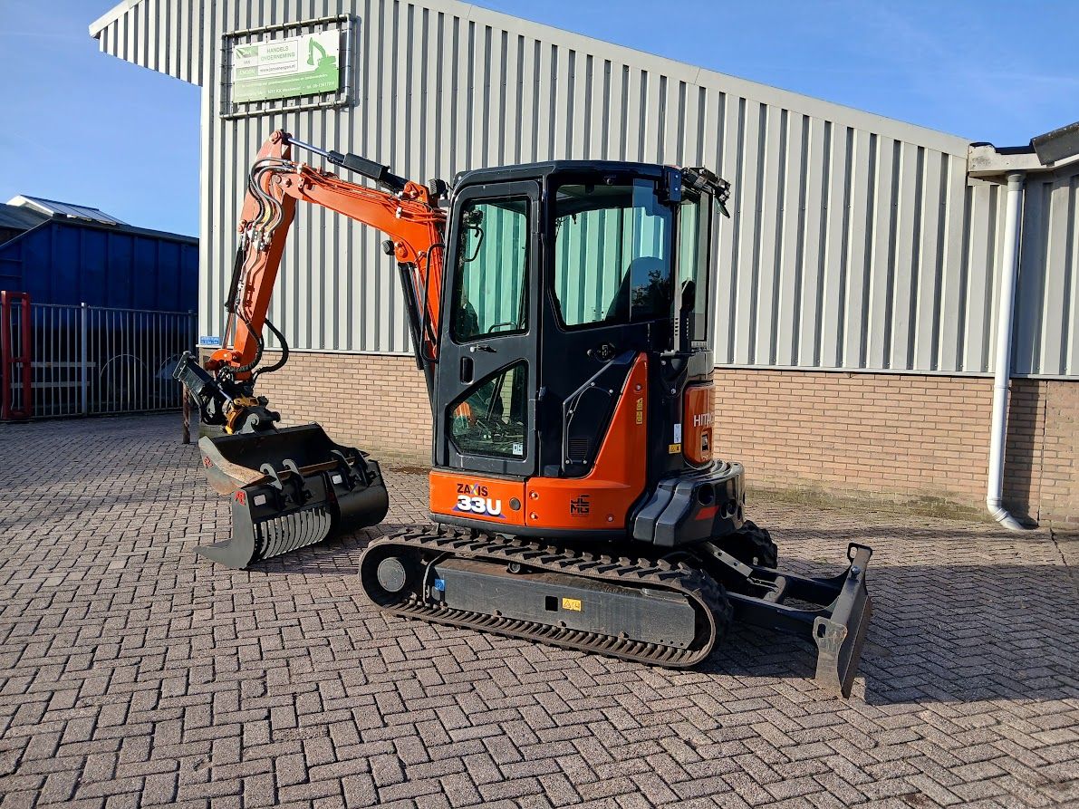 Hitachi ZX33U-6 CLR