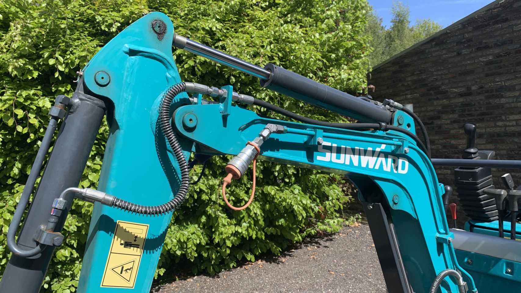 AANBIEDING Sunward SWE08B 2022 met Aanhanger Hulco 2024 ZGAN