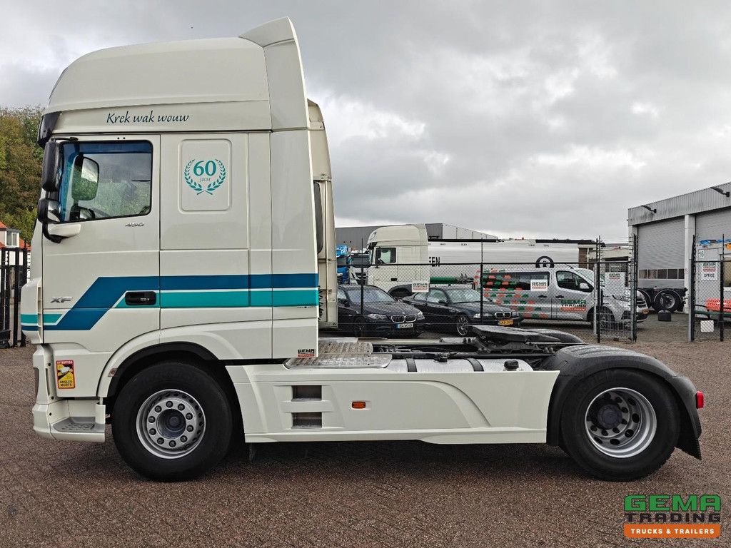 DAF XF 450 FT 4x2 SuperSpaceCab Euro6E - Skirts - SmartTacho V2 - Stand-alone air conditioning