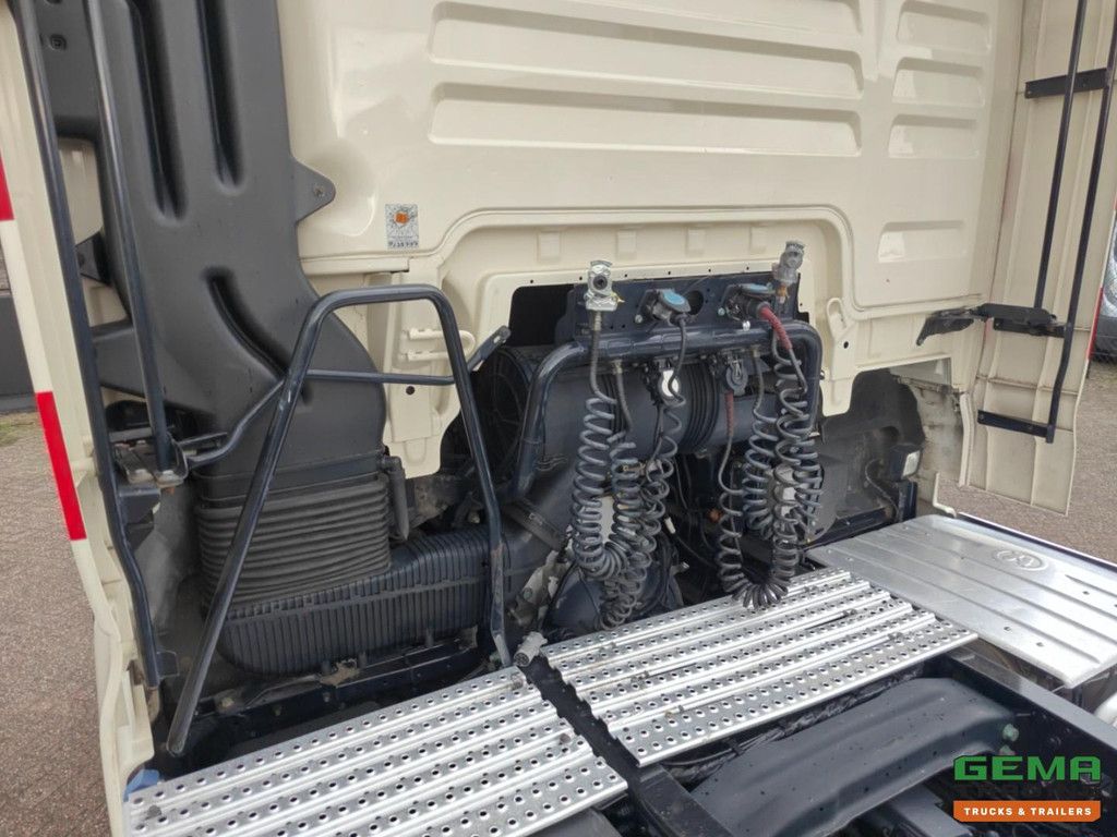 MAN TGX 18.420 4x2 XLX Euro6C - SideSkirts - SmartTachoV2 - German Truck