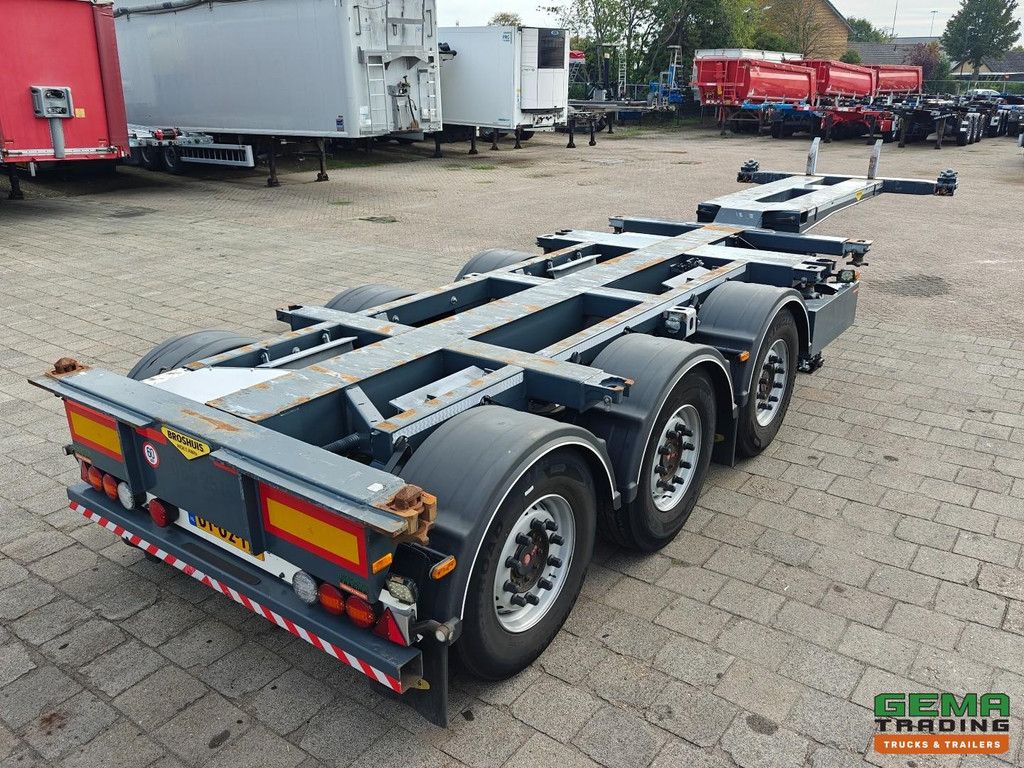 Broshuis 3UCC-39/45 MFCC All Types of Containers - Lift Axle - SAF Disc Brake - 03/2027 MOT