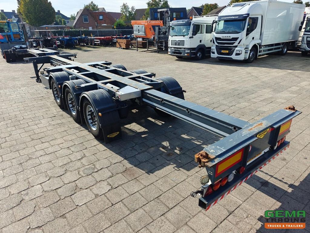 Broshuis 3UCC-39/45 MFCC All Types of Containers - Lift Axle - SAF Disc Brake - 03/2027 MOT