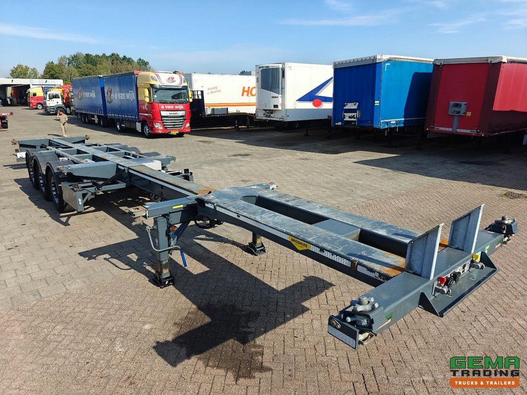 Broshuis 3UCC-39/45 MFCC All Types of Containers - Lift Axle - SAF Disc Brake - 03/2027 MOT