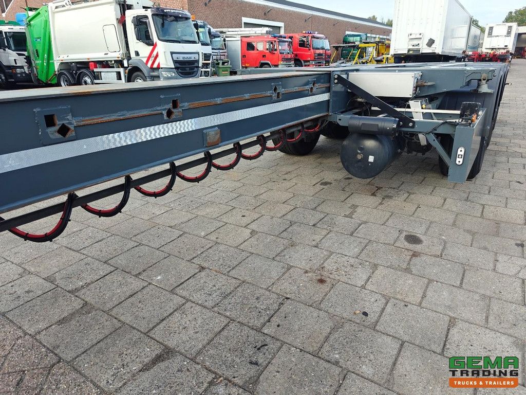 Broshuis 3UCC-39/45 MFCC All Types of Containers - Lift Axle - SAF Disc Brake - 03/2027 MOT