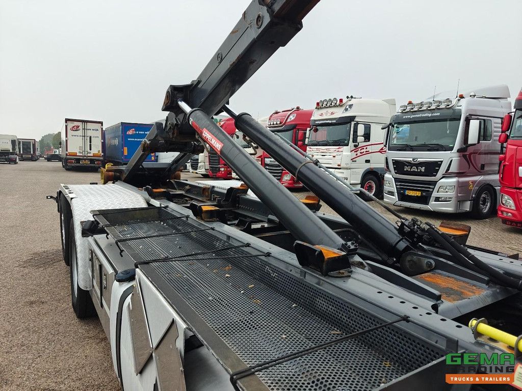 Volvo FH420 6x2/4 GlobeTrotter Euro6 - Hiab 21T Hooklift System - Full Air - Lift/Steering Axle - SmartTacho V2 - 02/2027 MOT