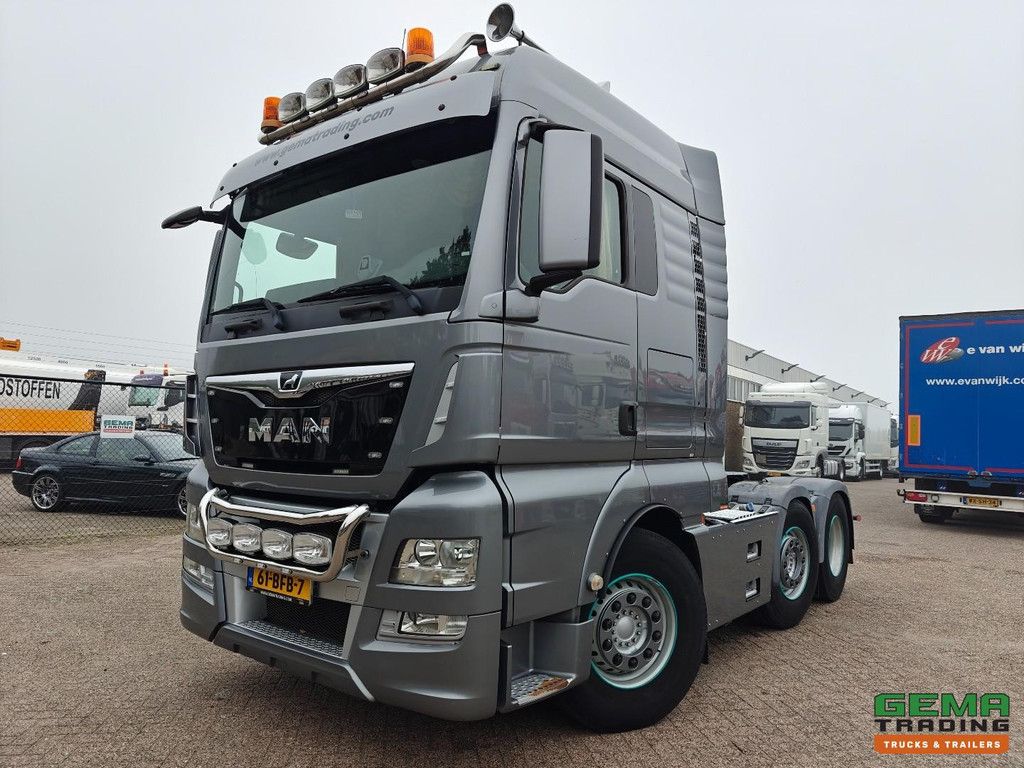 MAN TGX 26.480 6x2/4 XLX Euro6B - Hydraulics - Sliding fifth wheel - Nato - Navigation