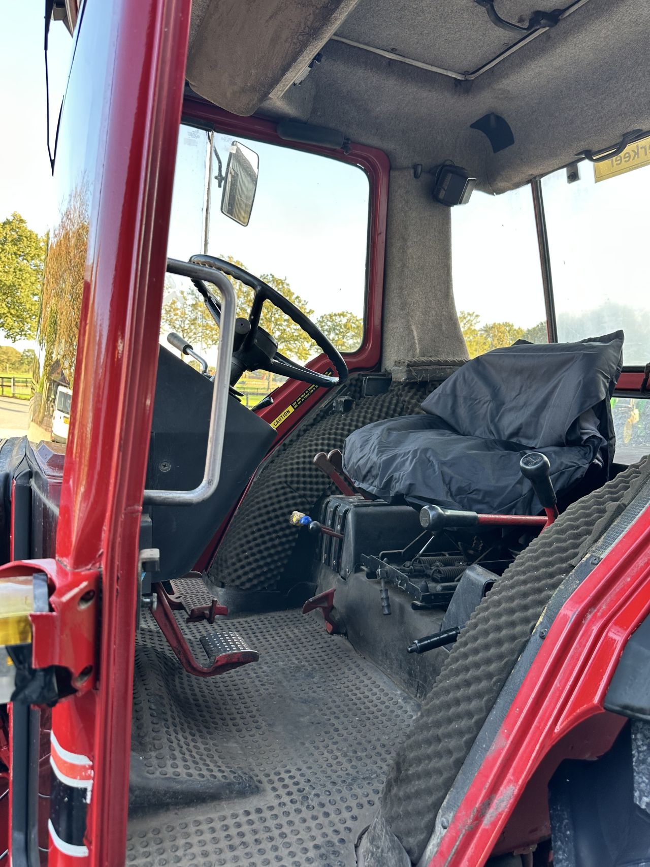 Internationale 685 xl