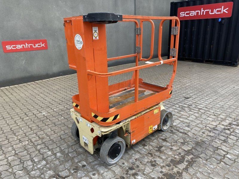 JLG 1230ES