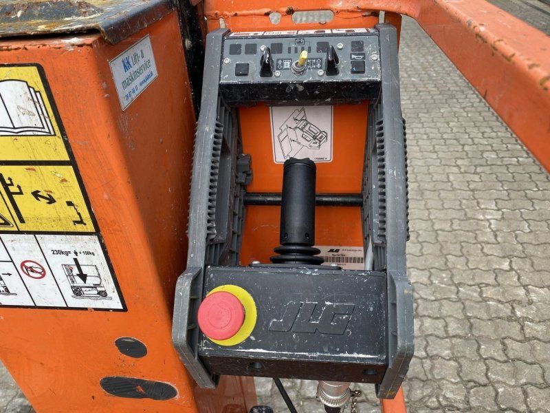 JLG 1230ES