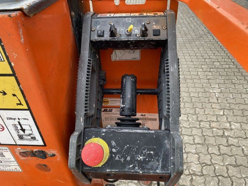 JLG 1230ES