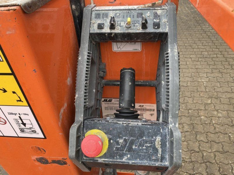 JLG 1230ES
