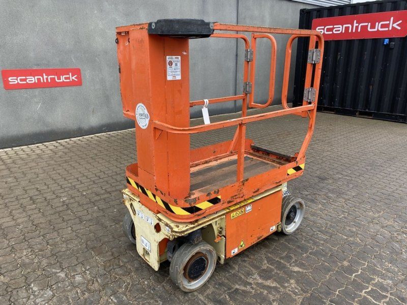 JLG 1230ES