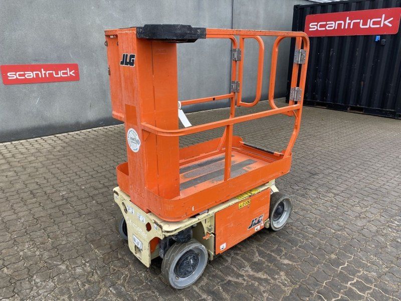 JLG 1230ES