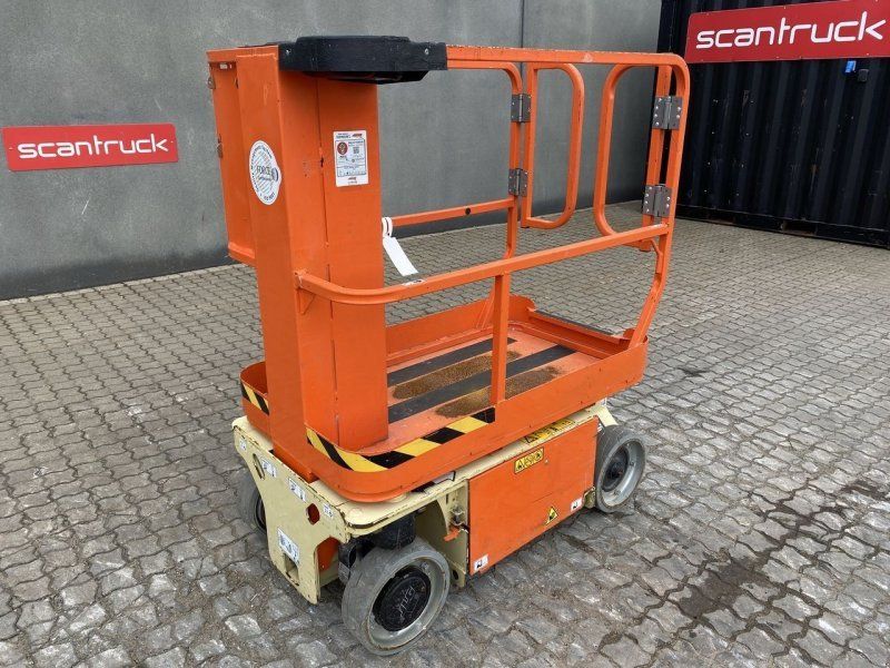 JLG 1230ES