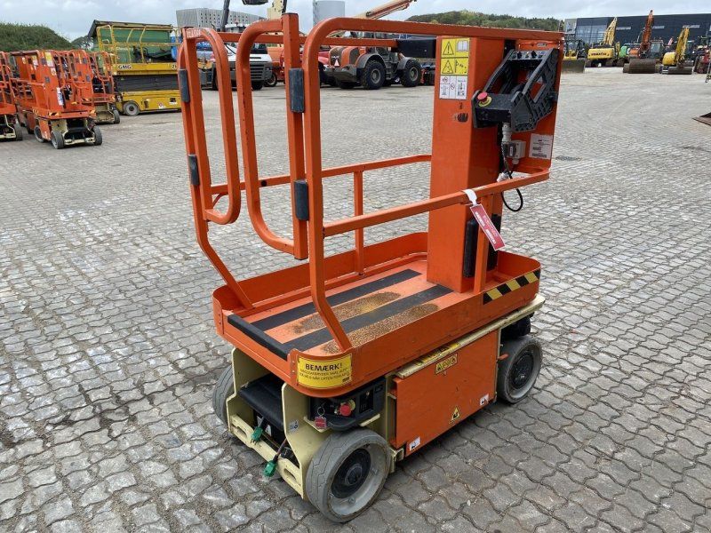 JLG 1230ES