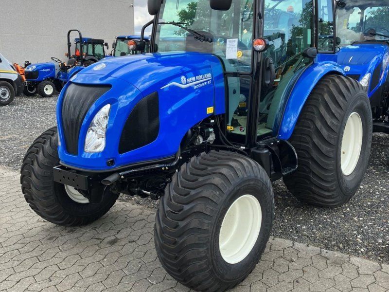 New Holland BOOMER 55 CAB STG.V
