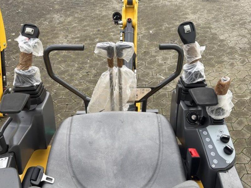 New Holland E12D VARIO
