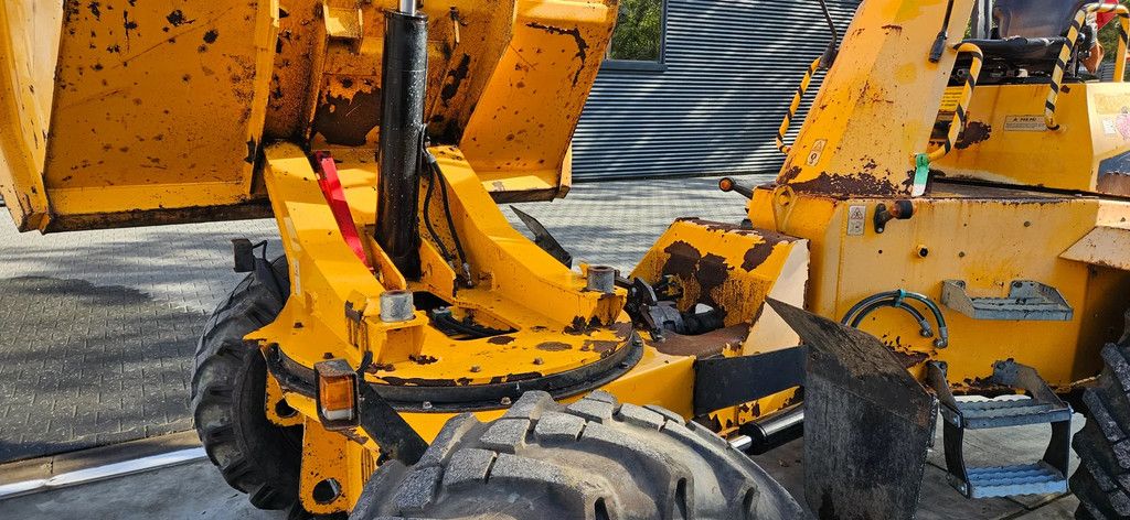 Thwaites Mach 2064 6 TONNER