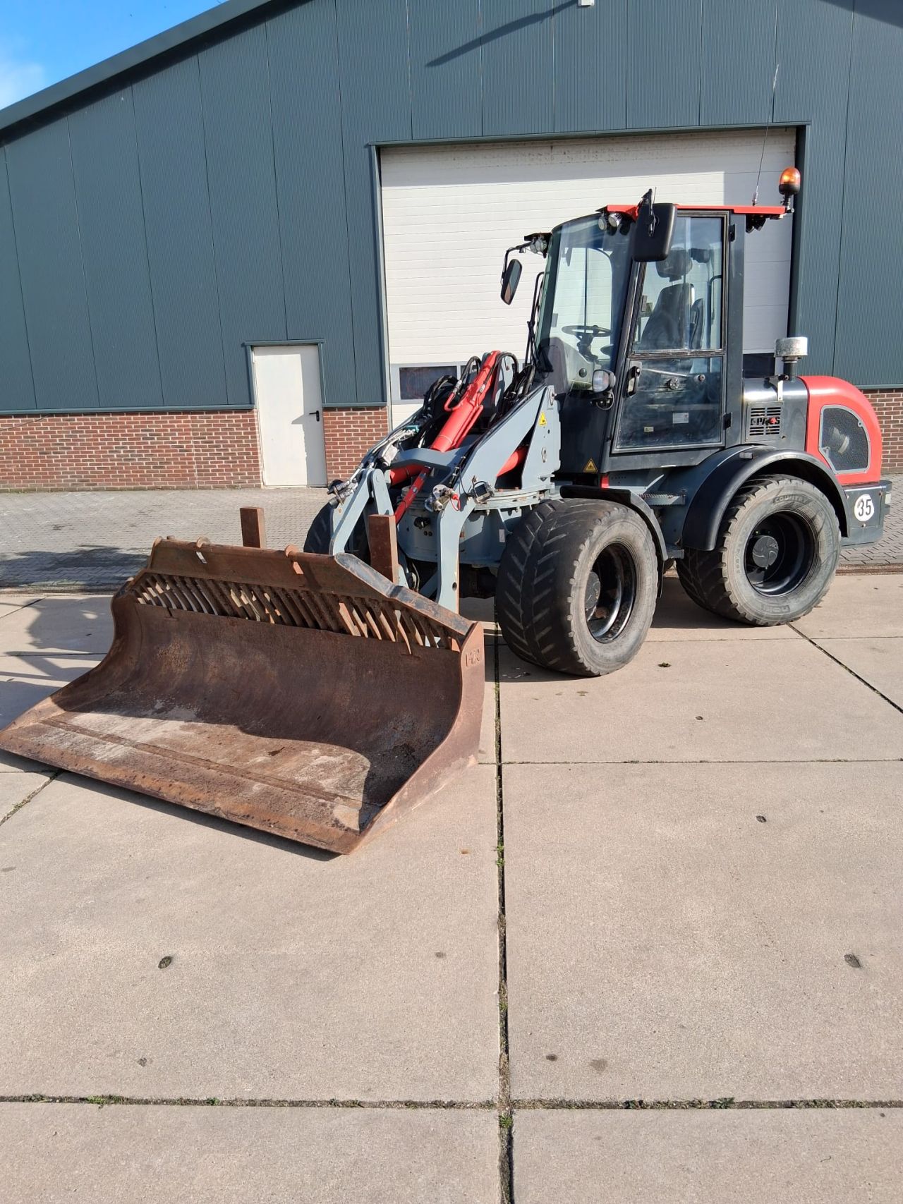 Paus sl 7.7 shovel