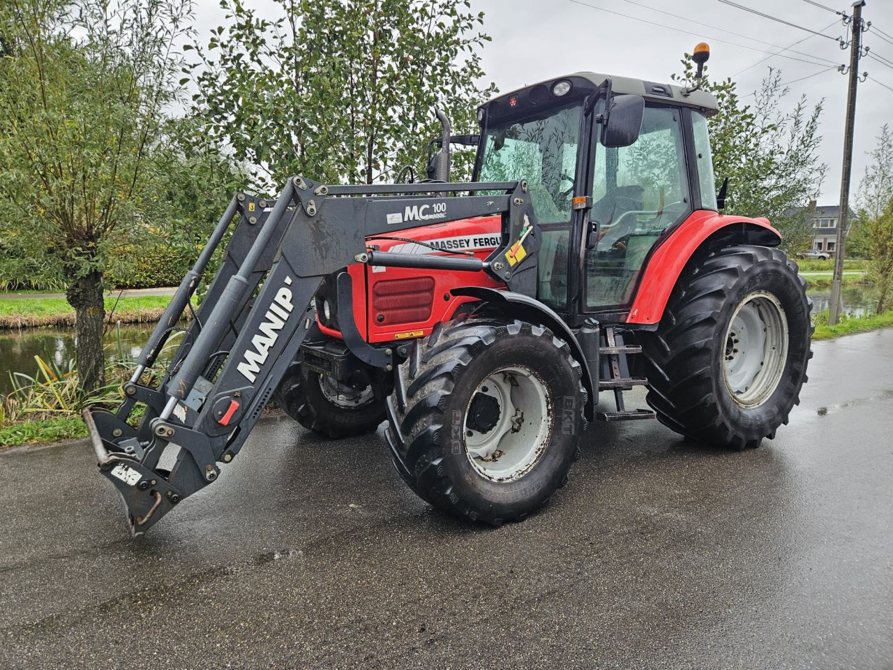 Massey Ferguson 5445