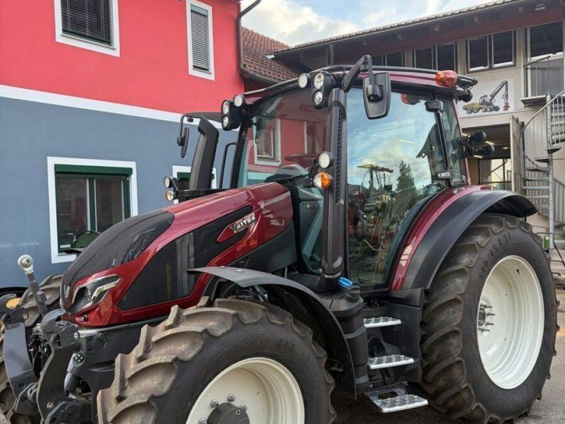 Valtra g135 active