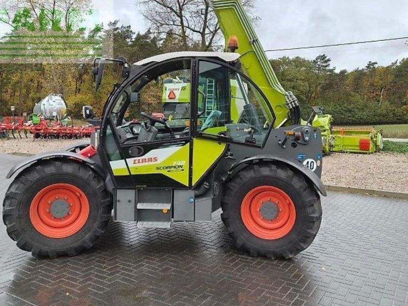 Claas scorpion 732vp