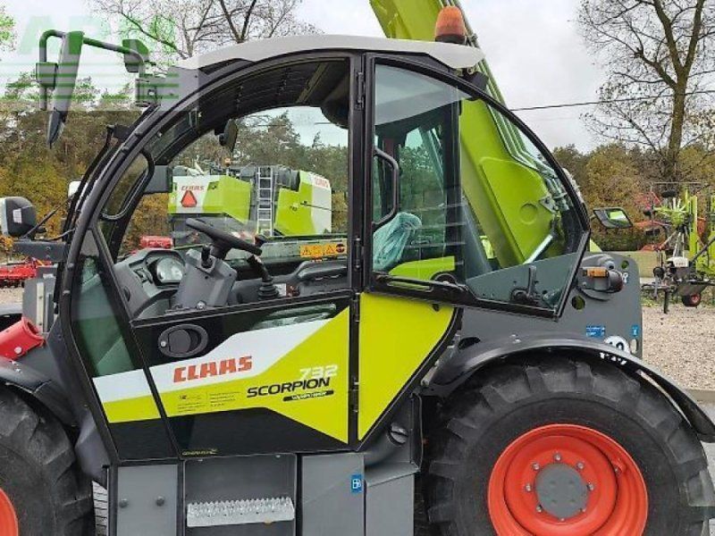 Claas scorpion 732vp