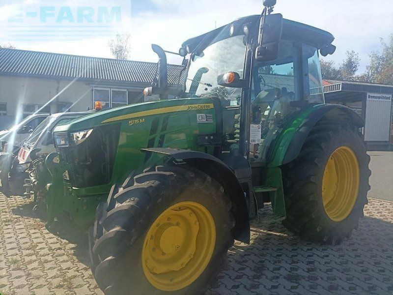 John Deere 5115m