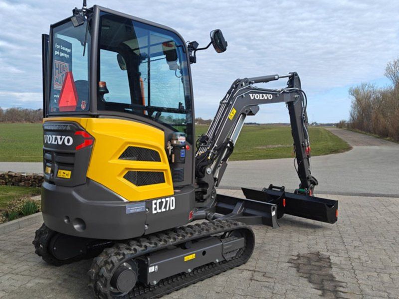 Volvo EC27D