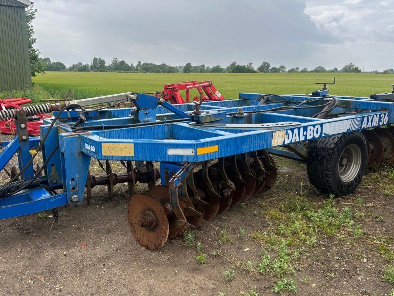 Dalbo AXM 36