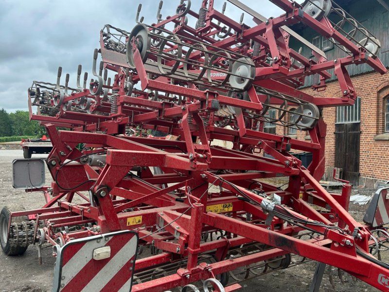 Kongskilde 7 meter germinator med CROSKILL tromle bagerst. Velnet til roe