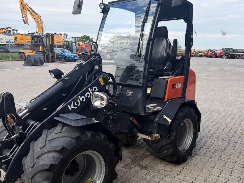 Kubota RT280 Velholdt læsser på brede dæk årgang (2.014 time