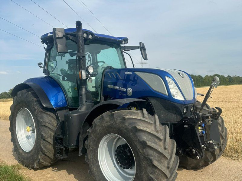 New Holland T7.270 AC Blue Power