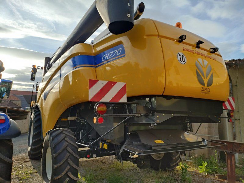 New Holland CH 7.70