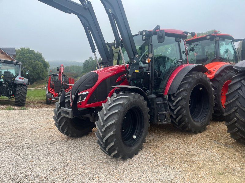 Valtra A105 m. FL
