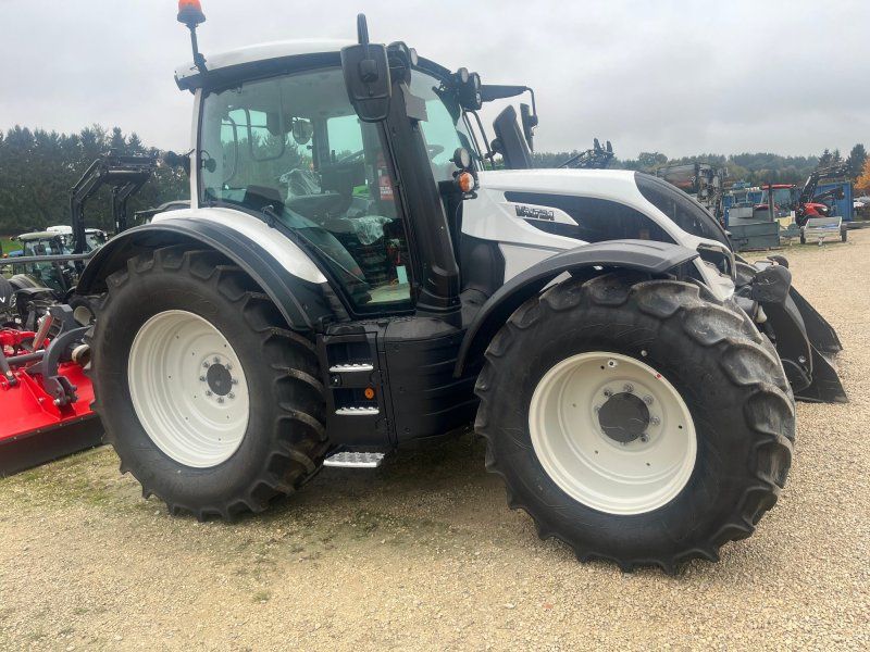 Valtra N175 D m. Rüfa