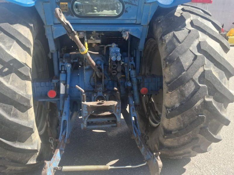 Ford 8210