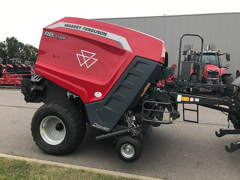 Massey Ferguson RB 3130F Xtra