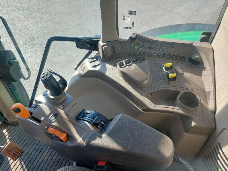 John Deere 6120M AutoPowr