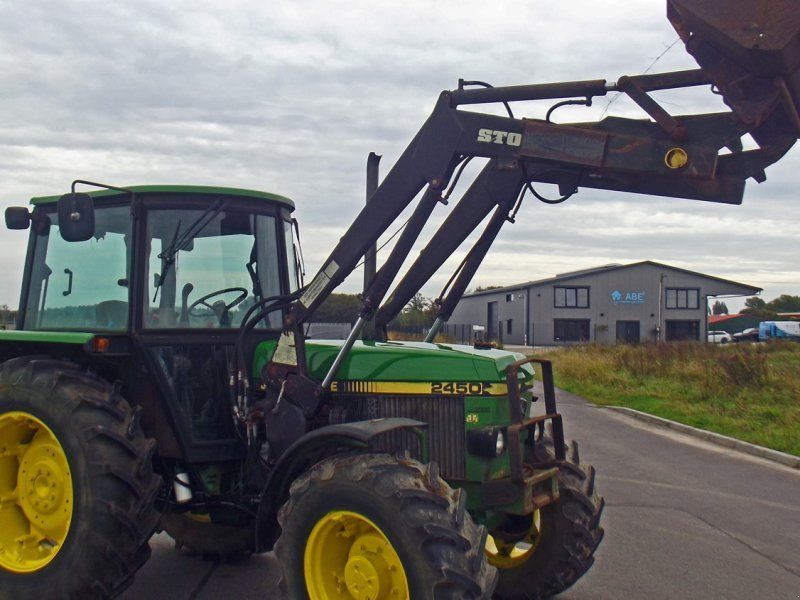 John Deere 2450+ Frontlader+40 KmH