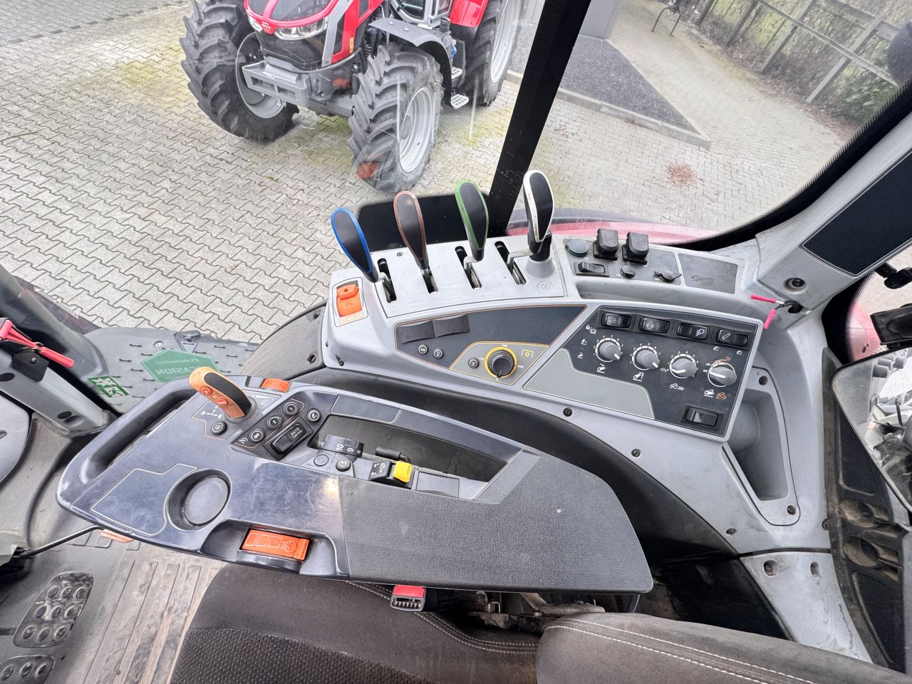 Valtra T174 Active