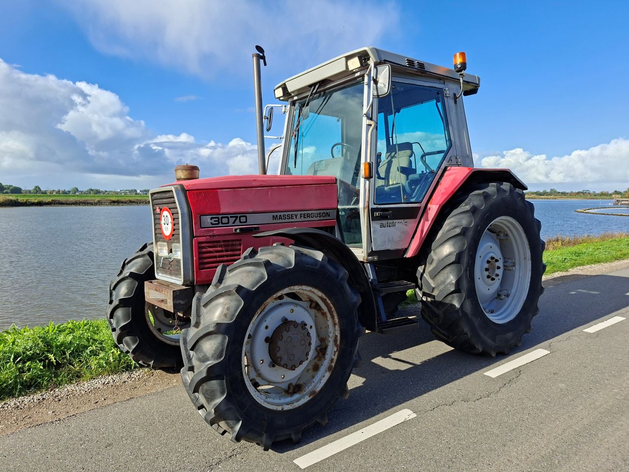 Massey Ferguson 3070