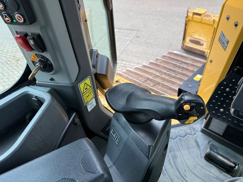 Caterpillar D5