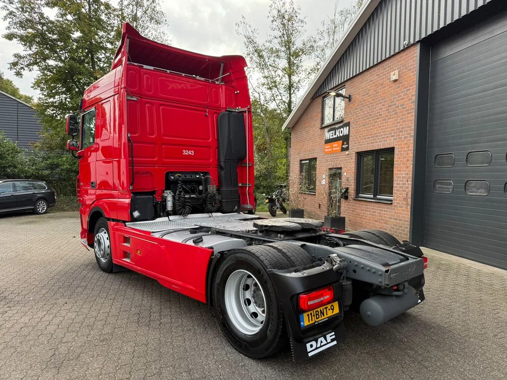 DAF XF 480 Space Cab ACC Standairco NL Truck