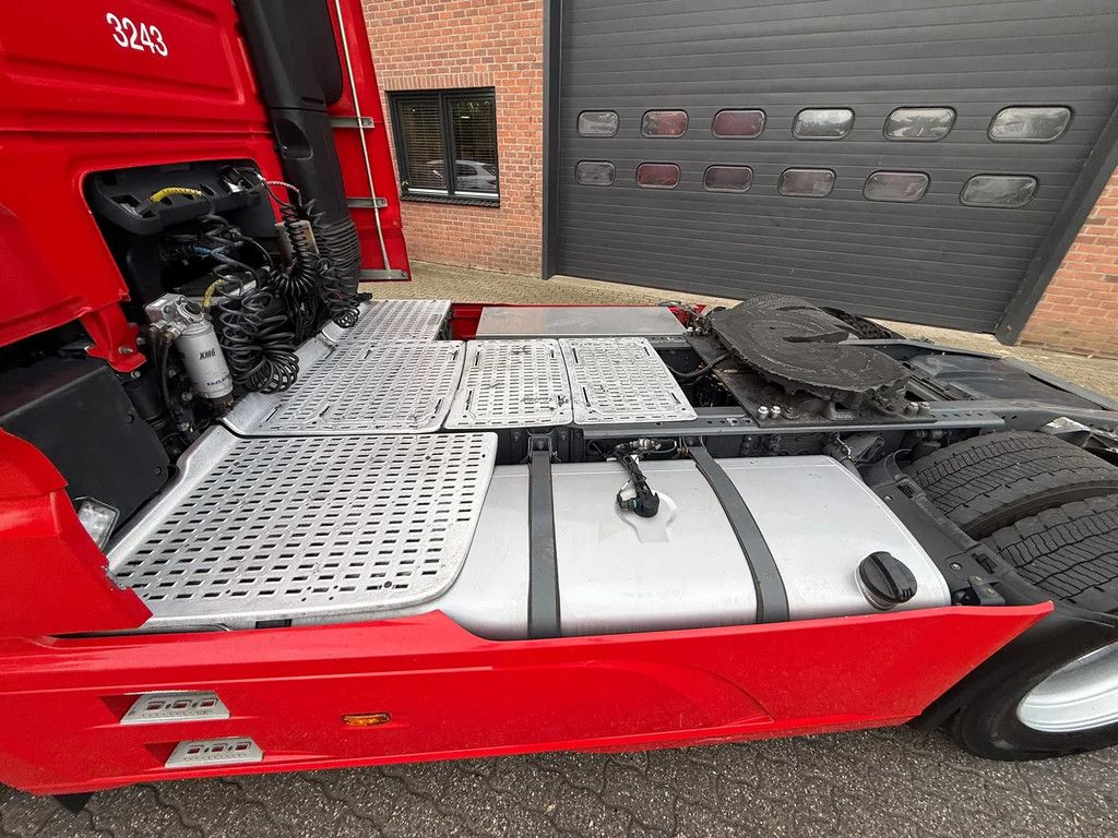 DAF XF 480 Space Cab ACC Standairco NL Truck