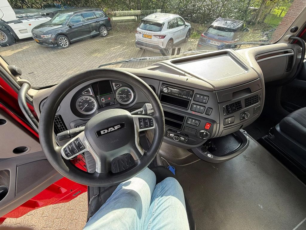 DAF XF 480 Space Cab ACC Standairco NL Truck