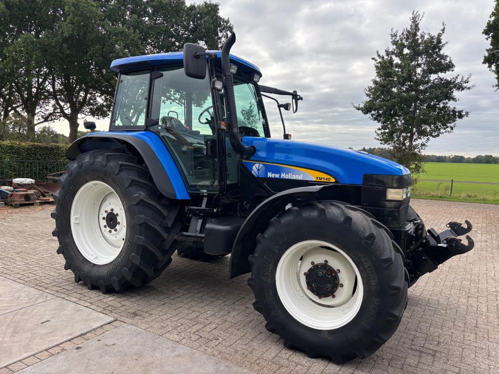 New Holland TM 140 RC